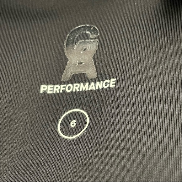 Good American Black Zip-Front Wrap Around Active Top Size 22/24 - Picture 12 of 14